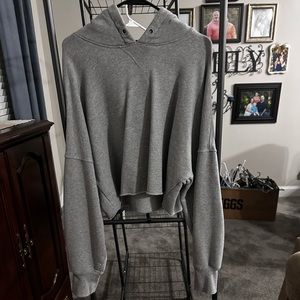 UGG hoodie sweatshirt size XL, missing the string in the hoodie,